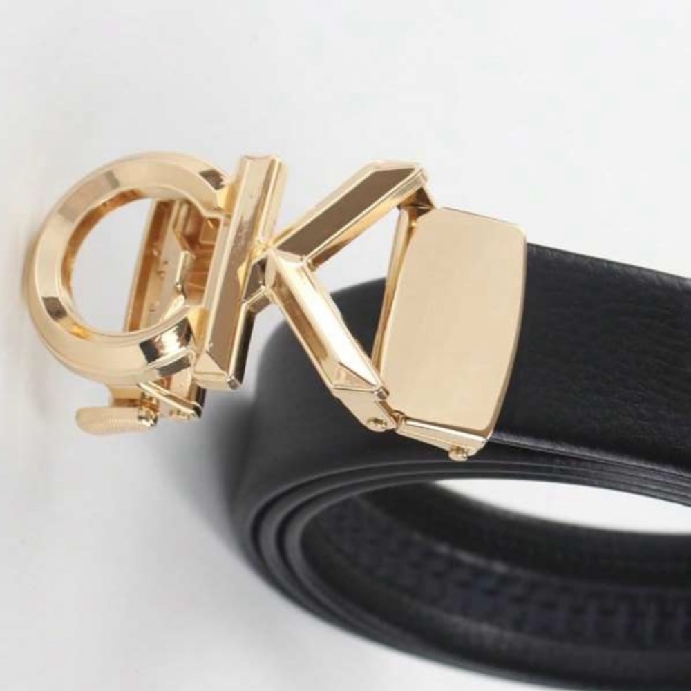 Elegant Letter Pattern Belt